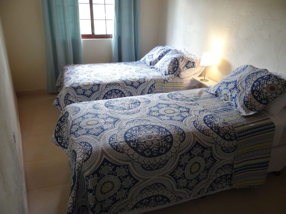 Comfort Triple Room | Premium bedding, down comforters, individually decorated