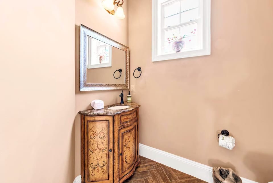 2nd Floor - Half Bathroom