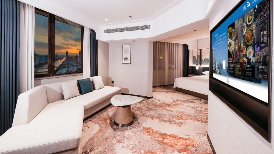 Premier Suite, 1 King Bed | In-room safe, desk, blackout drapes, soundproofing