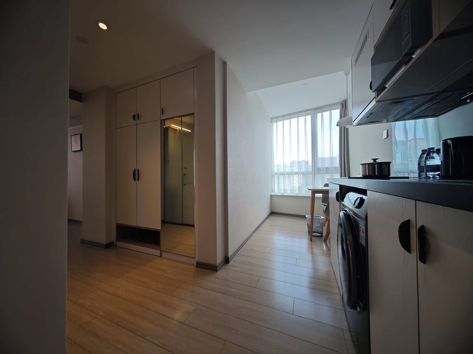 Junior Suite | Down comforters, WiFi (free), bed sheets