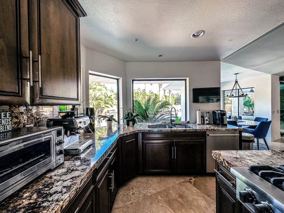 Kitchen offer many amenities including Breville Espresso Coffee, Keurig Coffee!