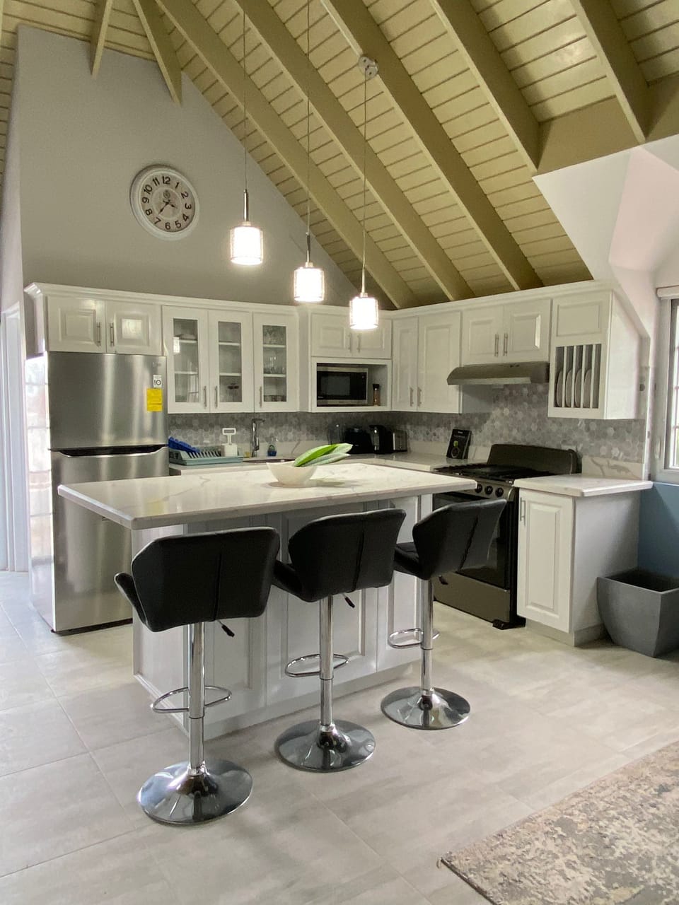 Luxury Apartment, Multiple Beds, Non Smoking, Beach View | Private kitchen | Espresso maker, full-size fridge, microwave, oven