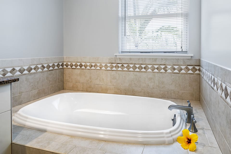 Primary bathroom soaking tub
