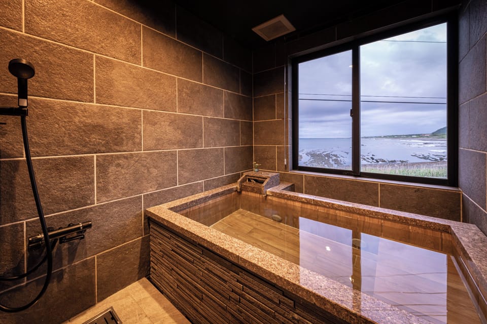 Aizora 202 or Akanegumo 203, Japanese-Western Room with Ocean View Bath, Type B, Non smoking | Bathroom | Separate tub and shower, free toiletries