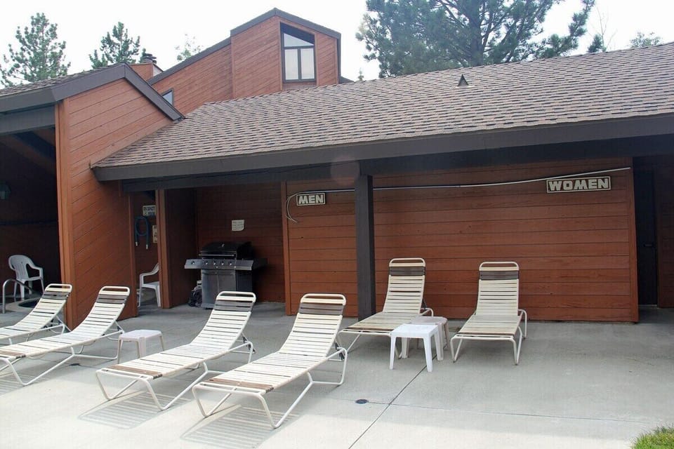 Sunrise Common Area Year Around Spa and BBQ