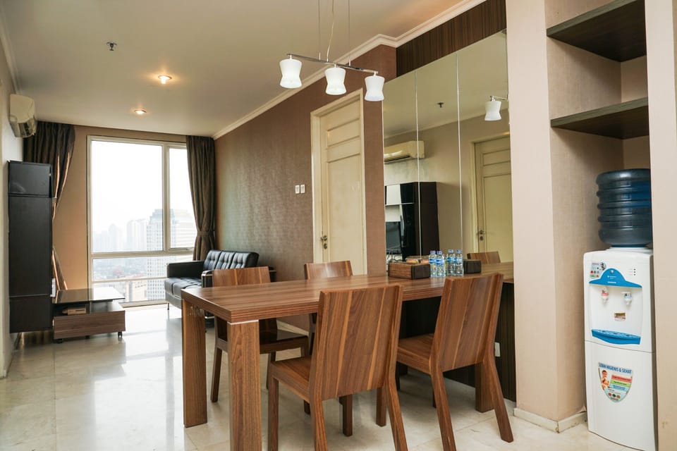 Room | In-room dining