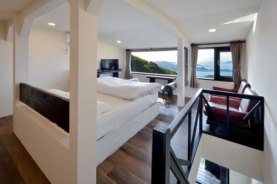 Comfort Double Room | Desk, free WiFi, bed sheets
