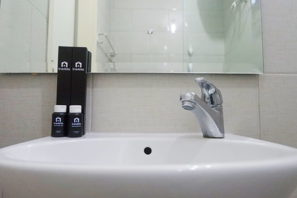 Room | Bathroom sink