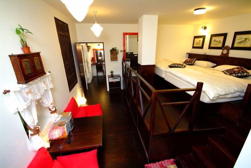 Family Room | WiFi (free), bed sheets