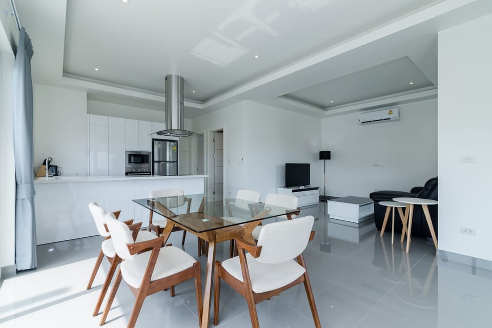 Superior Villa, 2 Bedrooms, Non Smoking, Kitchen | In-room dining