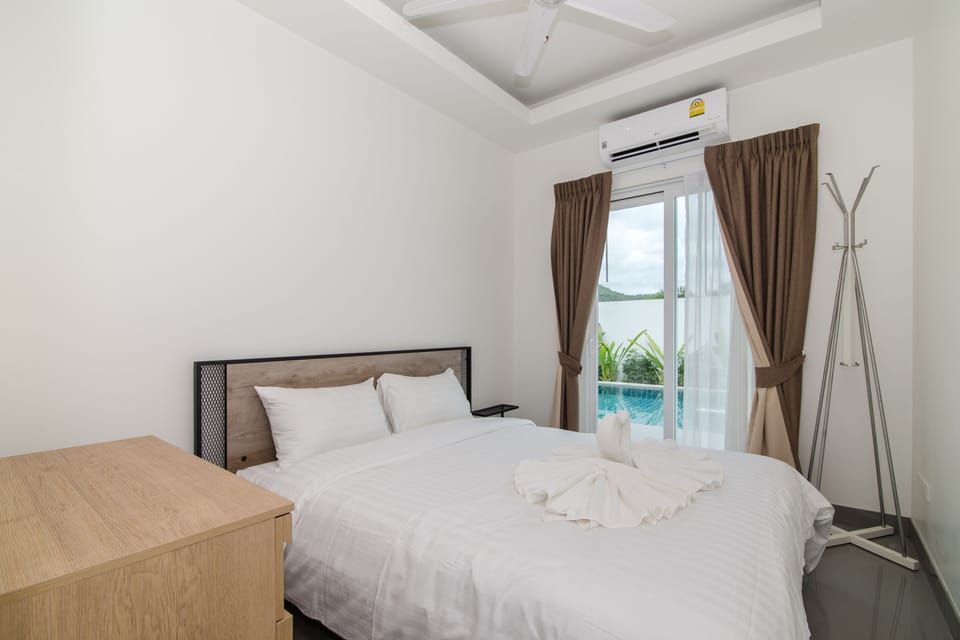 Superior Villa, 3 Bedrooms, Non Smoking, Kitchen | 3 bedrooms, blackout drapes, iron/ironing board