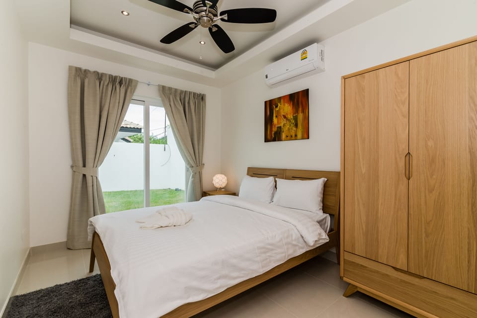 Superior Villa, 3 Bedrooms, Non Smoking, Kitchen | 3 bedrooms, blackout drapes, iron/ironing board, travel crib