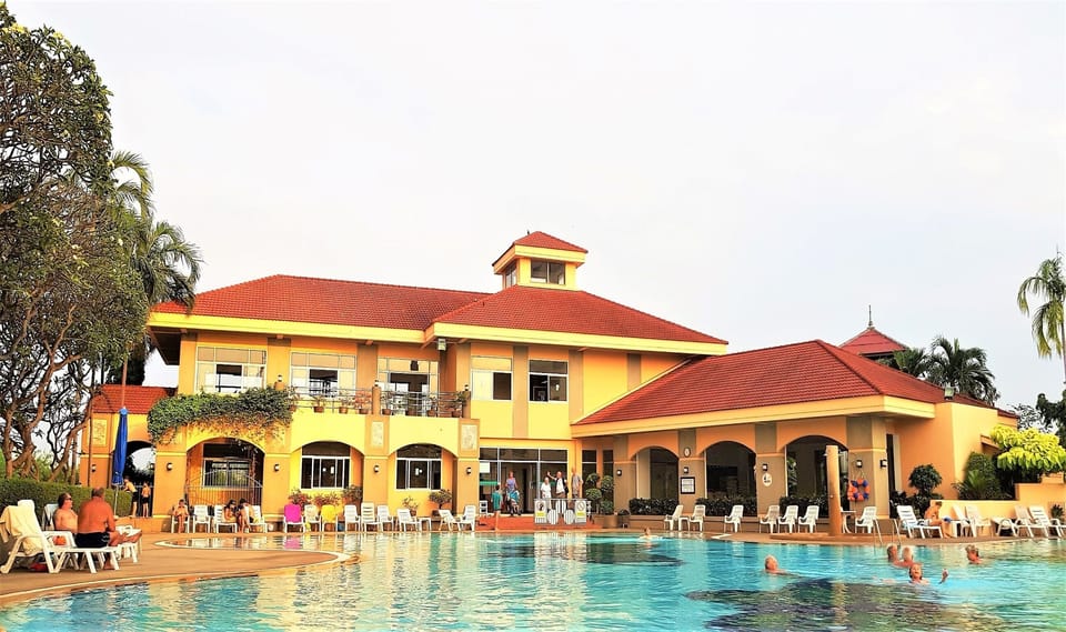 Studio | Pool | Outdoor pool