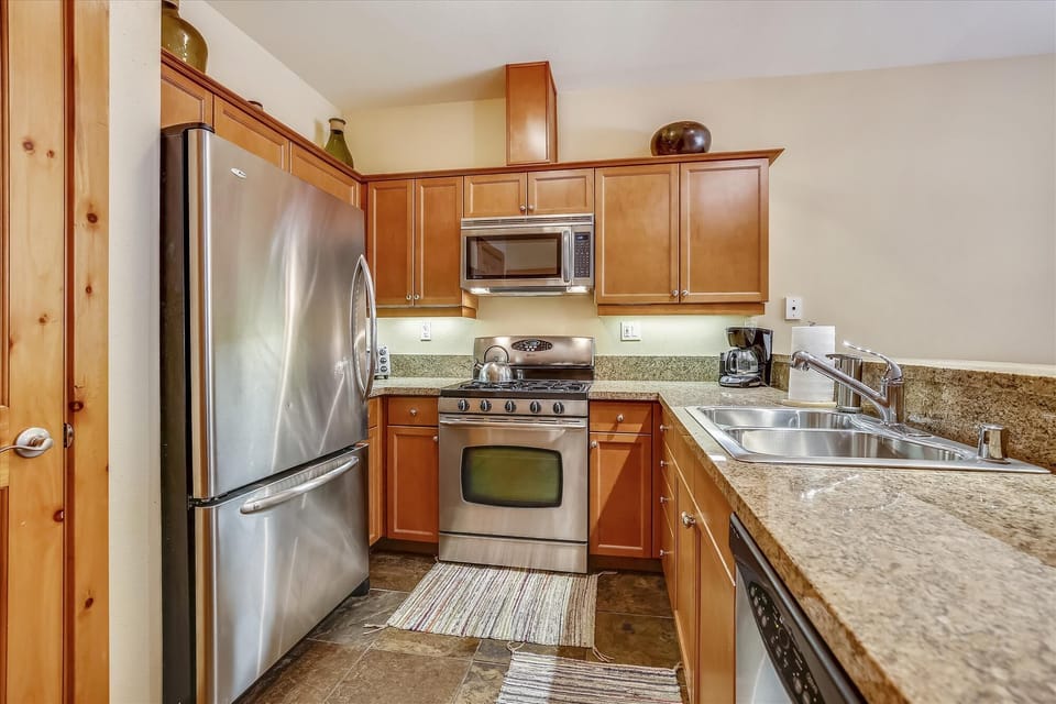floor plan-kitchen-_mg_0011