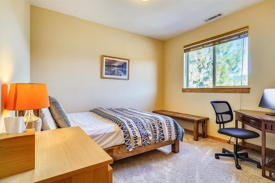 floor plan-bedroom-_dsc4149