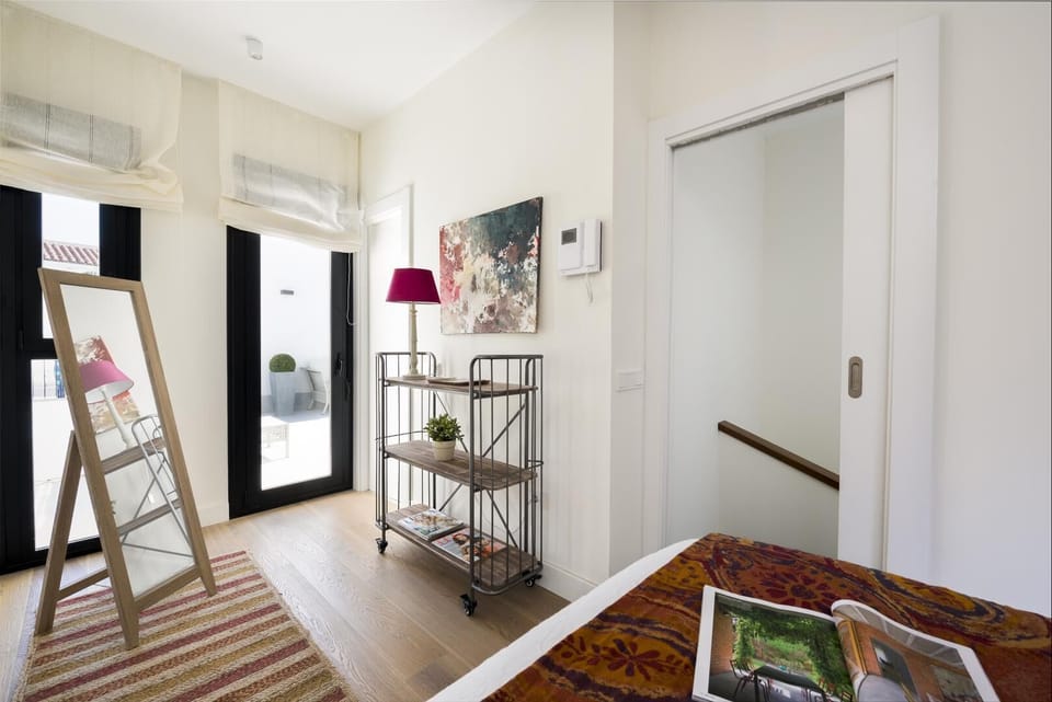 Genteel Home Mateos Gago Terrace Apartment in Seville