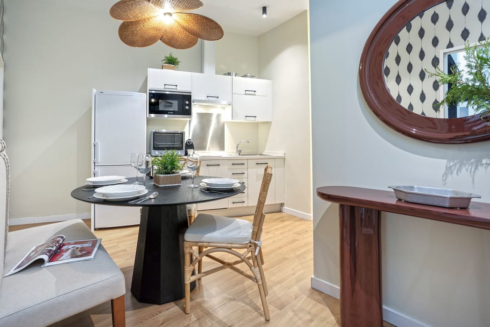 Apartment (2 Bedrooms) | In-room dining