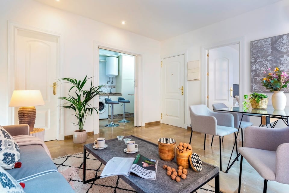 Apartment (1 Bedroom) | Interior