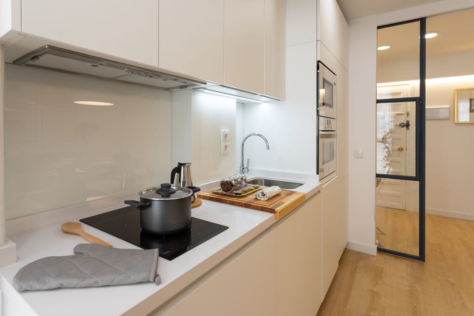 Apartment | Private kitchen | Full-size fridge, microwave, oven, stovetop