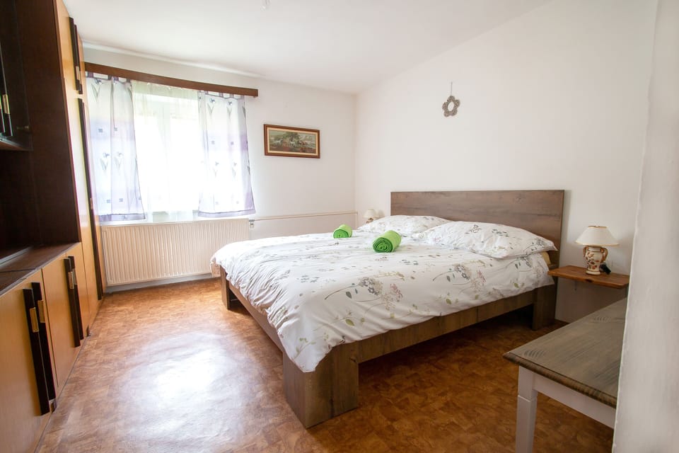 Traditional House | 2 bedrooms, laptop workspace, blackout drapes, iron/ironing board