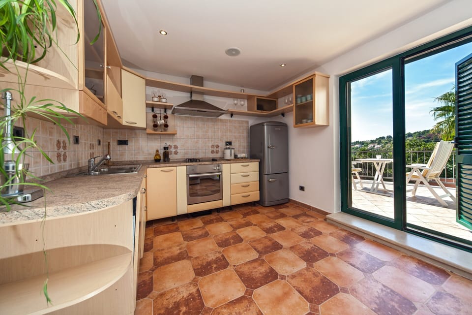 Villa, 3 Bedrooms, Private Pool | Private kitchen | Full-size fridge, microwave, oven, stovetop