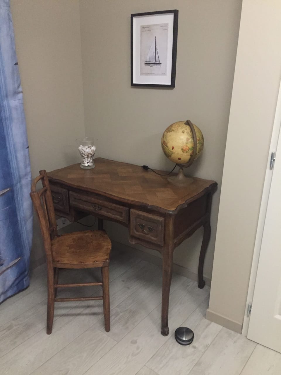 Family Room (Marine) | Room amenity