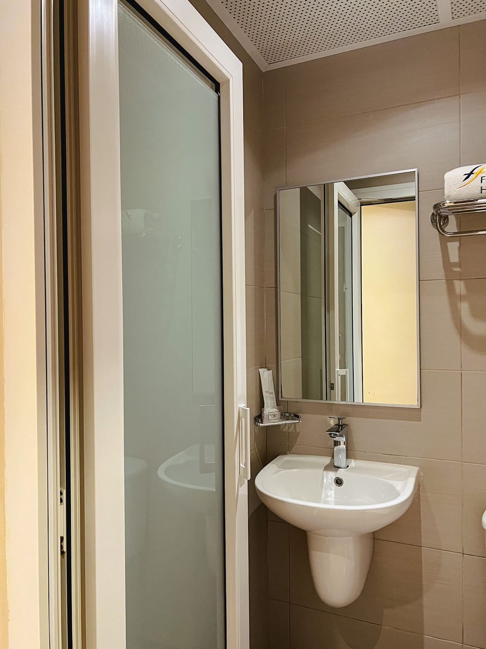 Standard Double or Twin Room, No Windows | Bathroom | Shower, free toiletries, hair dryer, towels