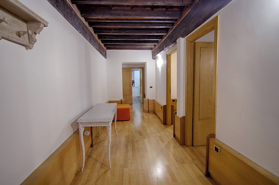 Apartment, Private Bathroom, City View (Rinidia Roma Centro) | Interior