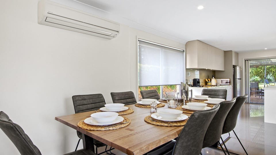 Amersham | Openplan dining room | Air conditioning
