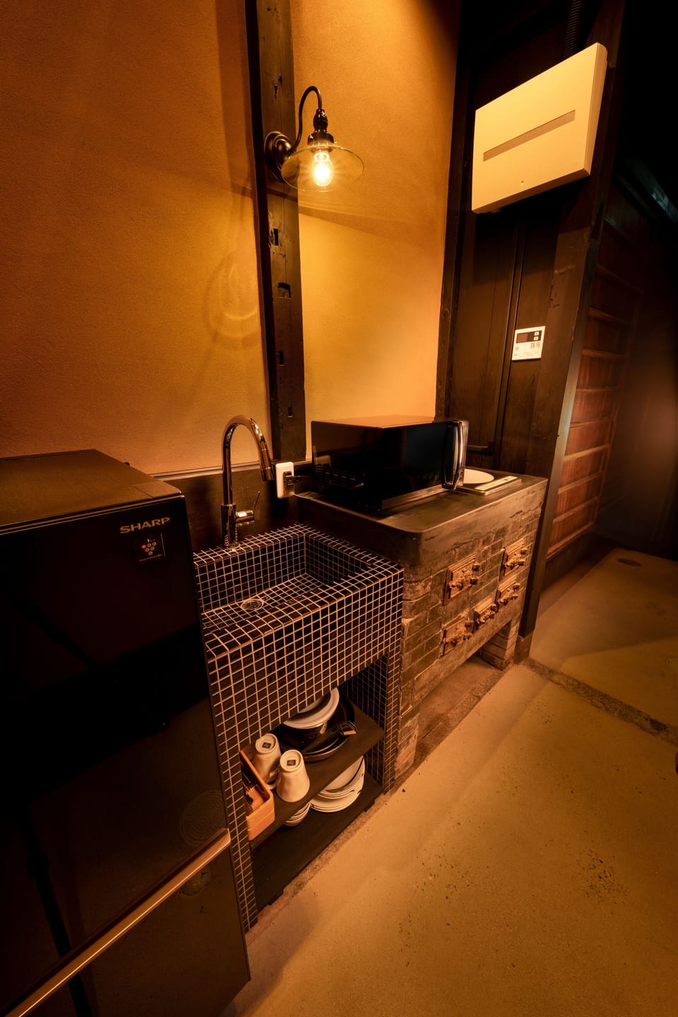 Private Vacation Home | Private kitchenette | Microwave, coffee/tea maker, electric kettle, cookware/dishes/utensils