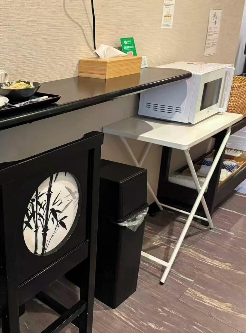 In-room dining