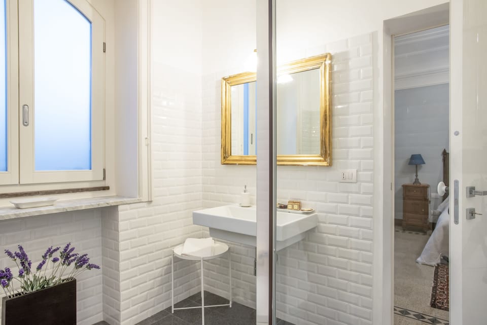 Shower, free toiletries, hair dryer, bathrobes