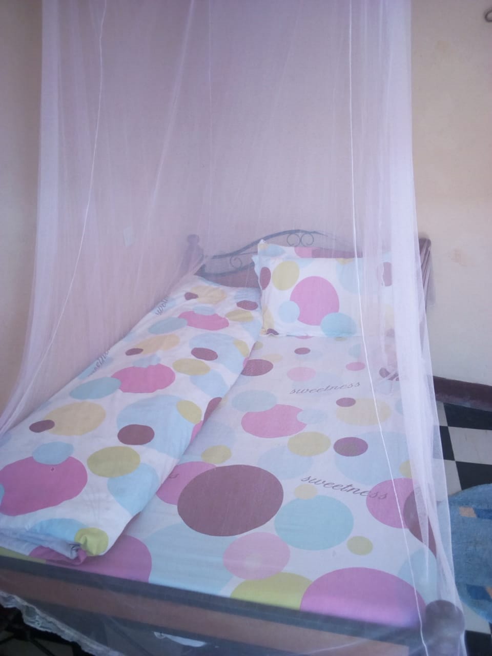 Double Room | Desk, free WiFi, bed sheets