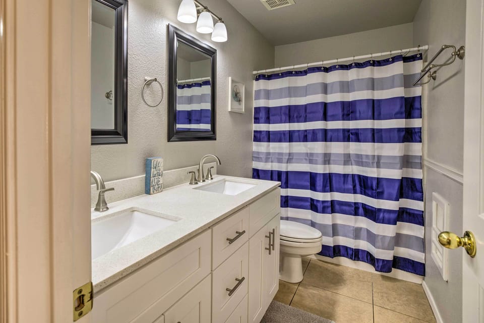 Full Bathroom