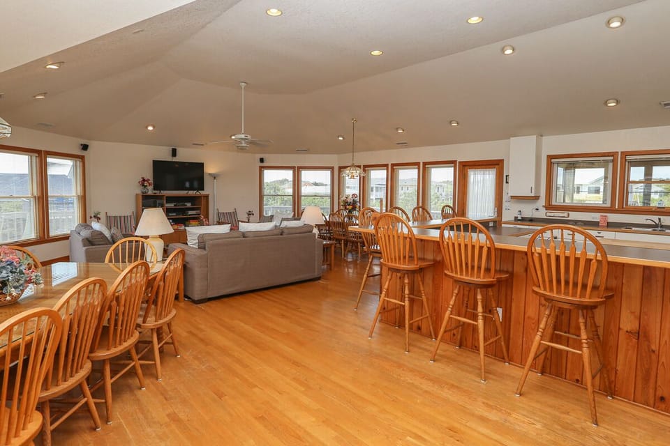 Great Room 2022