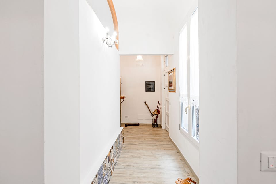 Apartment, 5 Bedrooms | Room amenity