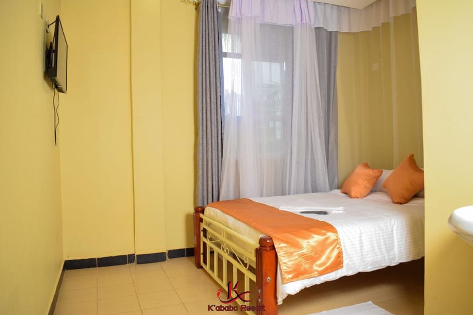 Standard Room | Desk, free WiFi, bed sheets