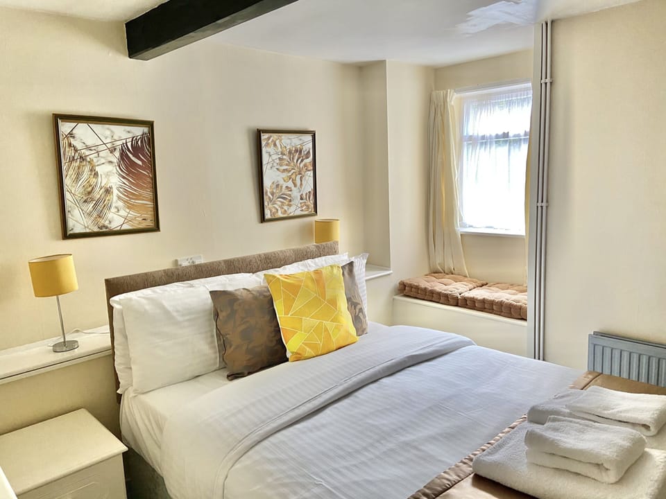 Exclusive Double Room | Individually decorated, individually furnished, iron/ironing board