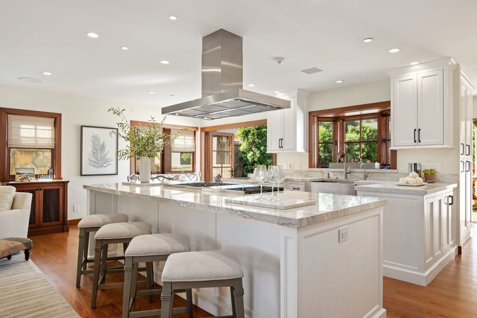Large kitchen is ideal for any home chef!