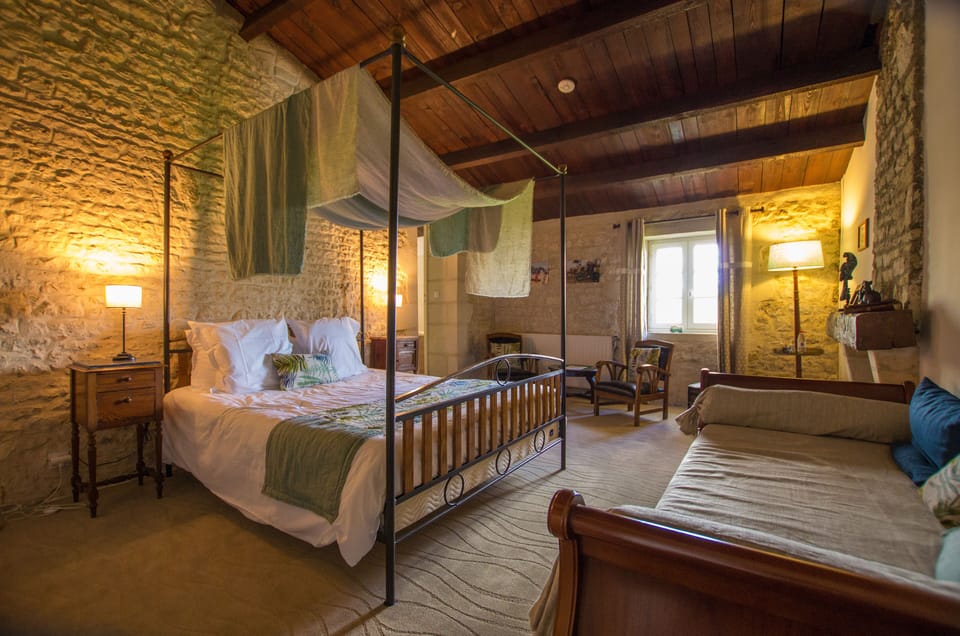 Traditional Suite (Suite La Rochelle) | Premium bedding, individually decorated, individually furnished