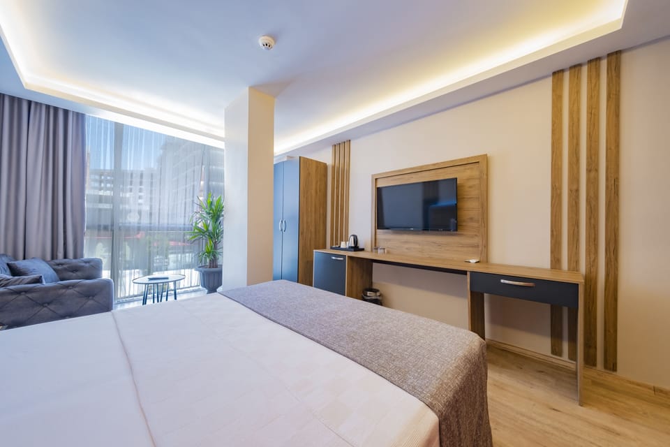 Premium bedding, minibar, in-room safe, individually furnished