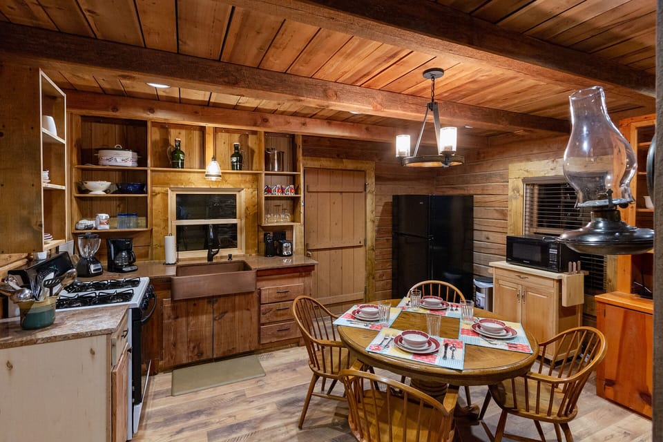 kitchen has gas stove, microwave, coffee maker and all cooking utensils 