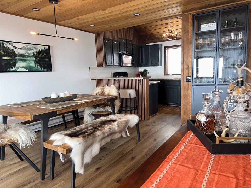 Stunning retreat w/views! Open layout kitchen, dining + living