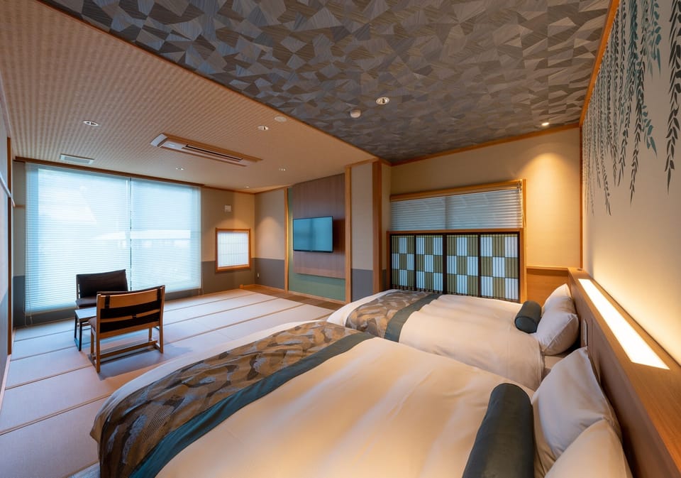 Basic Twin Room | In-room safe, free WiFi, bed sheets