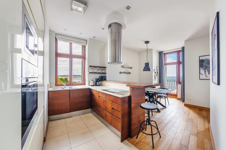 Apartment (5) | Private kitchenette | Fridge, microwave, oven, stovetop