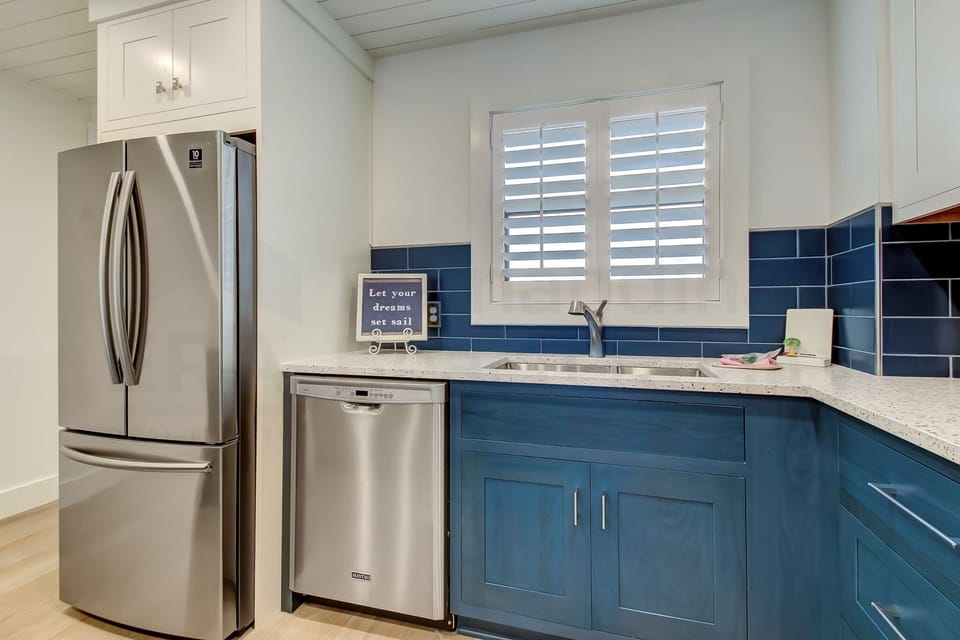 Condo, 2 Bedrooms | Interior