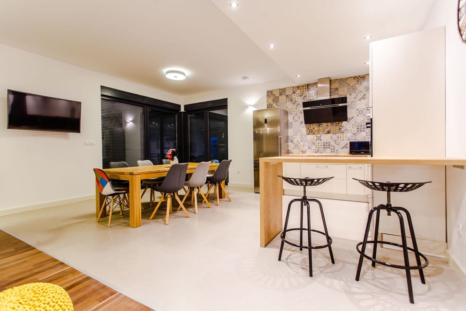 Luxury Villa | Private kitchen | Full-size fridge, microwave, oven, stovetop
