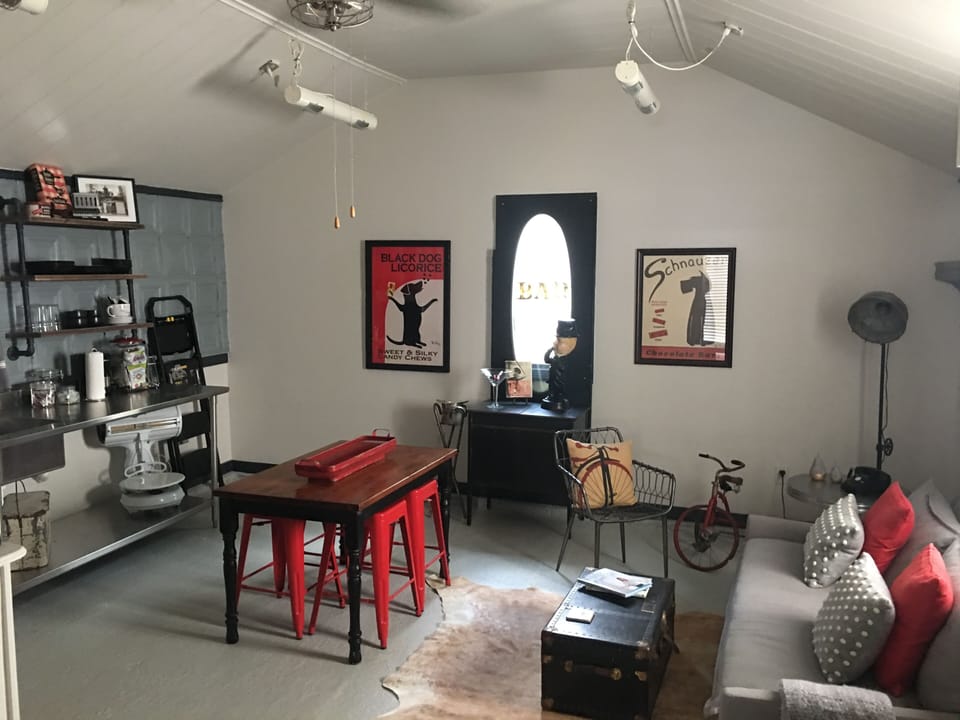 SPACIOUS AND COMPFORTABLE!