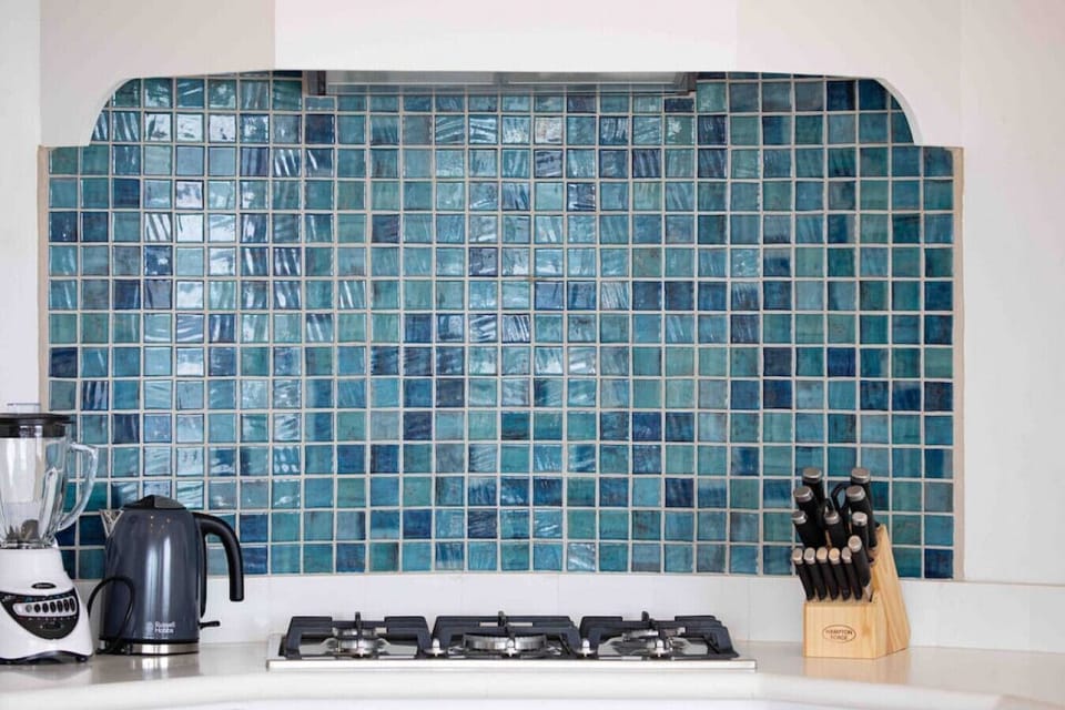 Kitchen, equipped with everything you need for your stay in Paradise