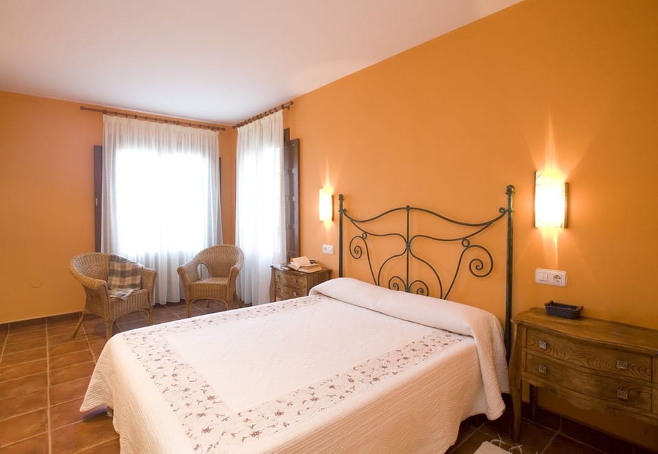 Superior Double Room, Terrace | Desk, rollaway beds, free WiFi